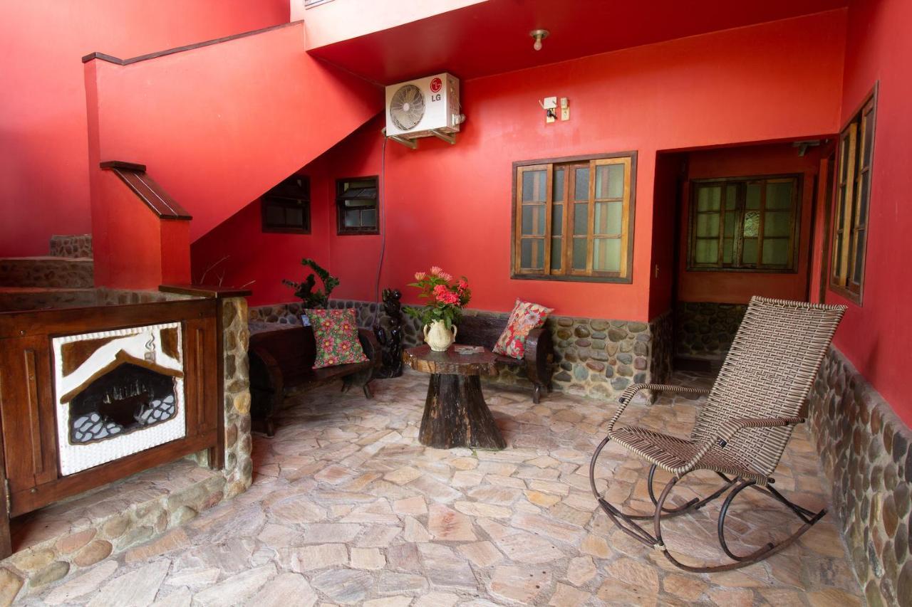 Casa De Pedra 3*